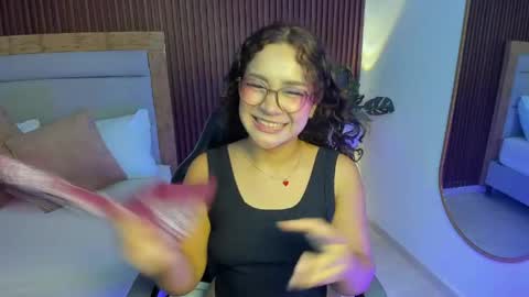 rossie_lanie_ online show from 04.22.26