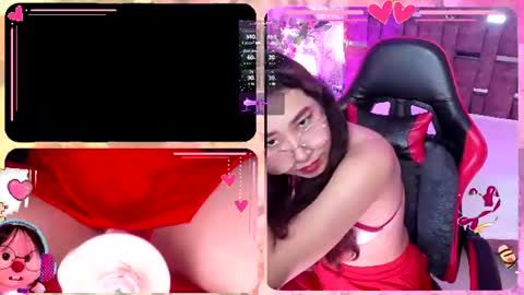 Snapshot of rossiegames chatting on 07.22.26 Rossie online show from 07.22.26