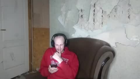 Snapshot of rostislav00 chatting on 12.06.24 Ros online show from 12.06.24