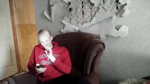 Snapshot of rostislav00 chatting on 12.23.24 Ros online show from 12.23.24