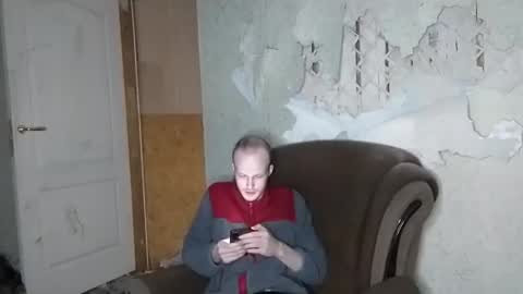 Snapshot of rostislav00 chatting on 01.07.25 Ros online show from 01.07.25