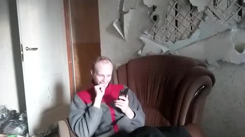 Snapshot of rostislav00 chatting on 01.14.25 Ros online show from 01.14.25