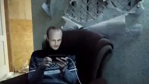 Snapshot of rostislav00 chatting on 02.15.25 Ros online show from 02.15.25