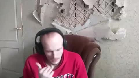 Snapshot of rostislav00 chatting on 02.19.25 Ros online show from 02.19.25