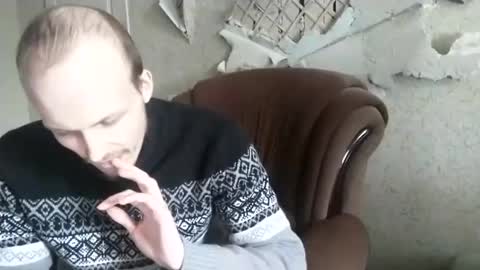 Snapshot of rostislav00 chatting on 02.25.25 Ros online show from 02.25.25