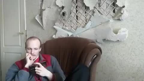 Snapshot of rostislav00 chatting on 02.26.25 Ros online show from 02.26.25