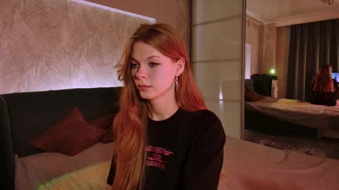 rosy_black_ online show from 11.06.25