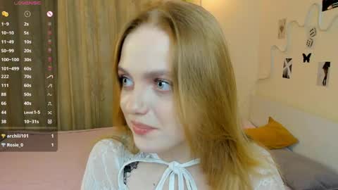 Snapshot of rosy_sigh chatting on 05.16.26 Im Luna online show from 05.16.26