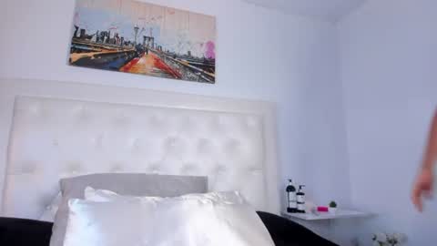 Snapshot of rouse_sexy_hotxx77 chatting on 06.13.26 rouse_sexy_hotxx77 online show from 06.13.26
