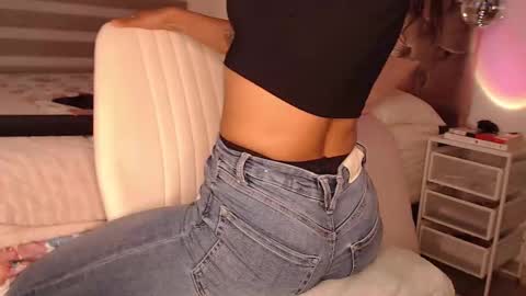 Rouss marie henao  online show from 03.10.26