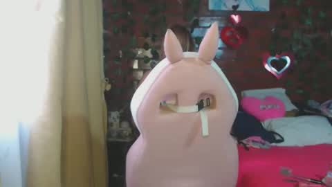 Daniela Ferreira online show from 03.24.26