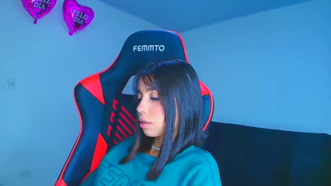 rousse_violet online show from 09.29.25