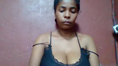 rovaelyah online show from 04.12.26