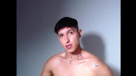 Snapshot of rowanboy23 chatting on 07.18.26 rowanboy23 online show from 07.18.26