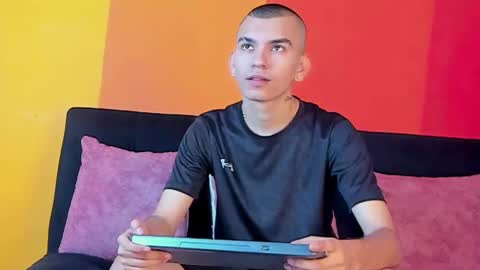 Rowan online show from 09.26.25