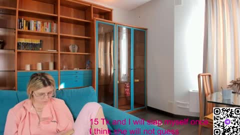 rowenacady online show from 03.04.25