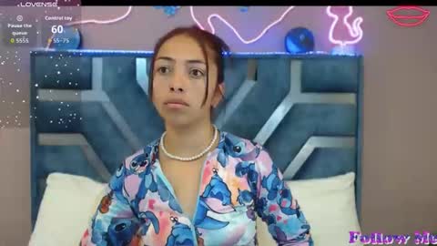 Roxane online show from 02.23.26