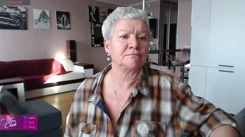 Snapshot of roxana_brooks chatting on 02.21.26 Roxana online show from 02.21.26