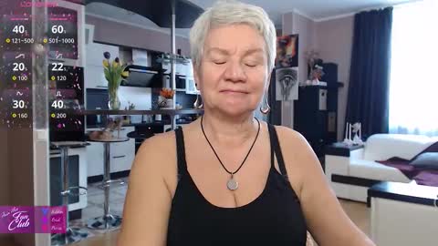 Snapshot of roxana_brooks chatting on 03.11.26 Roxana online show from 03.11.26