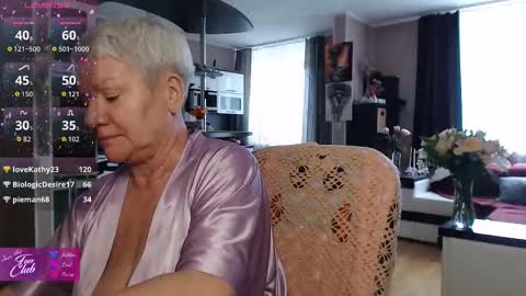 Snapshot of roxana_brooks chatting on 03.16.26 Roxana online show from 03.16.26