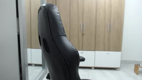 Roxana online show from 01.25.25