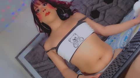 roxanawillts online show from 09.26.25