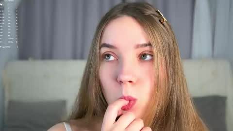 roxannastoo online show from 01.14.26