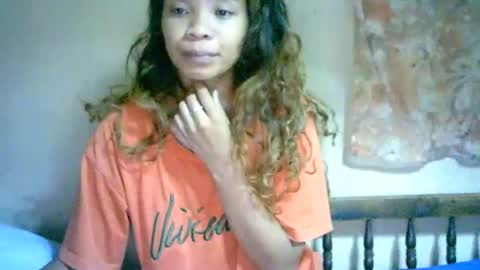 Snapshot of roxanne_98 chatting on 12.08.24 roxanne_98 online show from 12.08.24