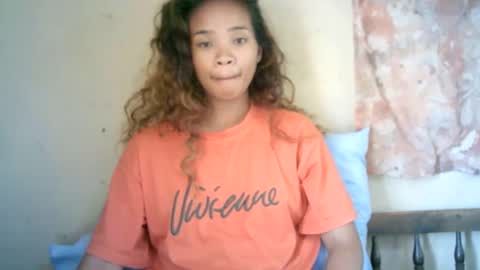 Snapshot of roxanne_98 chatting on 12.08.24 roxanne_98 online show from 12.08.24