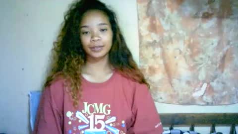Snapshot of roxanne_98 chatting on 01.19.25 roxanne_98 online show from 01.19.25