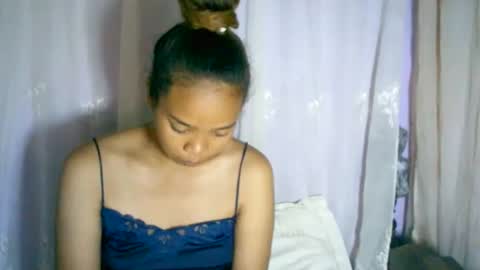 Snapshot of roxanne_98 chatting on 02.18.25 roxanne_98 online show from 02.18.25