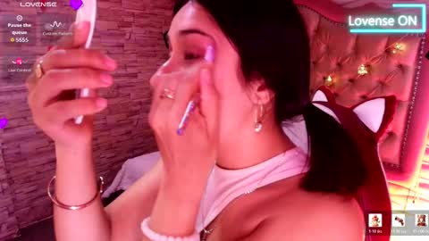 Snapshot of roxanne_han chatting on 03.06.26 roxanne_han online show from 03.06.26