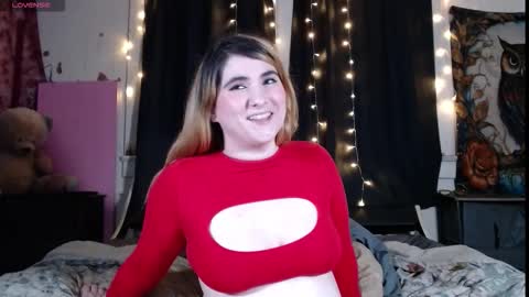 Snapshot of roxanneroulette chatting on 02.07.26 Silver online show from 02.07.26