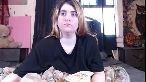 Snapshot of roxanneroulette chatting on 02.13.26 Silver online show from 02.13.26