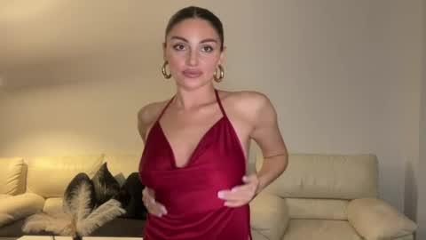 Snapshot of roxellesilvara chatting on 07.05.26 Roxy online show from 07.05.26