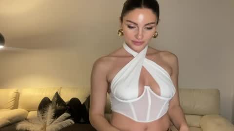 Snapshot of roxellesilvara chatting on 07.12.26 Roxy online show from 07.12.26