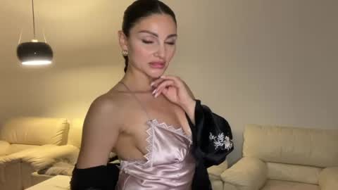 Snapshot of roxellesilvara chatting on 07.15.26 Roxy online show from 07.15.26