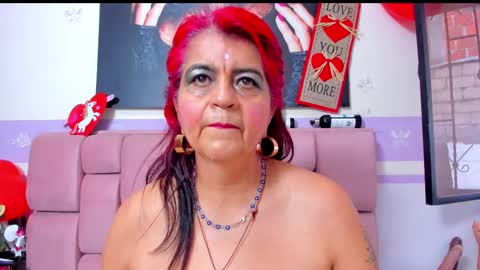 Snapshot of roxettemature chatting on 02.17.25 RoxetteMature online show from 02.17.25