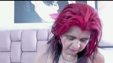 Snapshot of roxettemature chatting on 03.09.25 RoxetteMature online show from 03.09.25