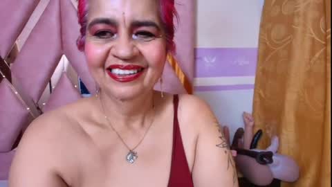 Snapshot of roxettemature chatting on 05.23.26 RoxetteMature online show from 05.23.26