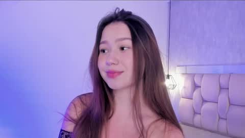Roxie  online show from 04.22.26