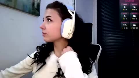 Snapshot of roxiepiurkowski chatting on 03.24.26 Hana online show from 03.24.26
