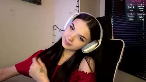 Snapshot of roxiepiurkowski chatting on 03.26.26 Hana online show from 03.26.26