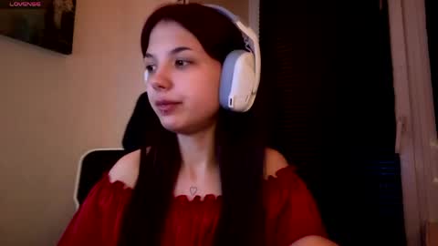 Snapshot of roxiepiurkowski chatting on 04.29.26 Hana online show from 04.29.26