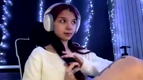 Hana online show from 06.08.26