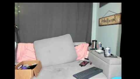 roxihazeleyes online show from 03.01.25