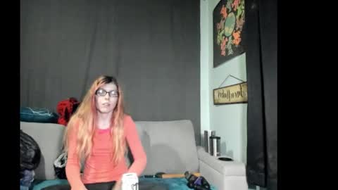 roxihazeleyes online show from 10.17.25