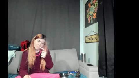 roxihazeleyes online show from 10.19.25