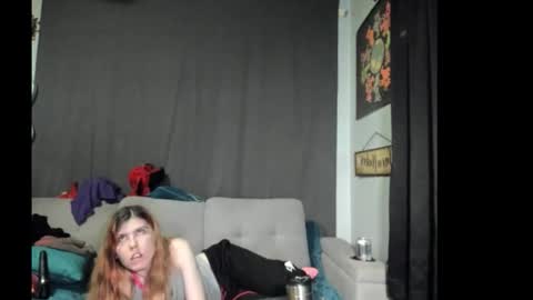 roxihazeleyes online show from 11.08.25