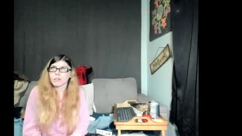 roxihazeleyes online show from 04.22.26